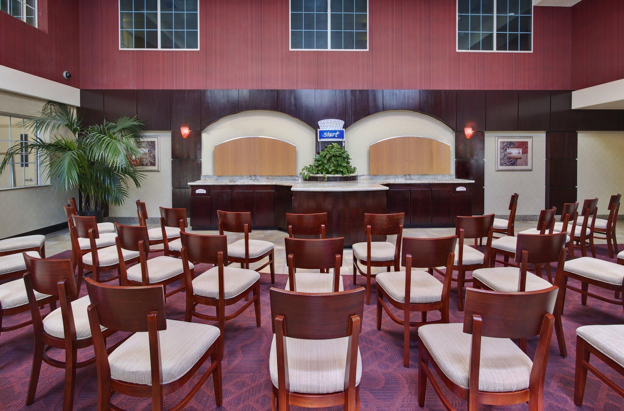 Hotel Express Hollywood Walk Of Fame By Ihg Los Ángeles