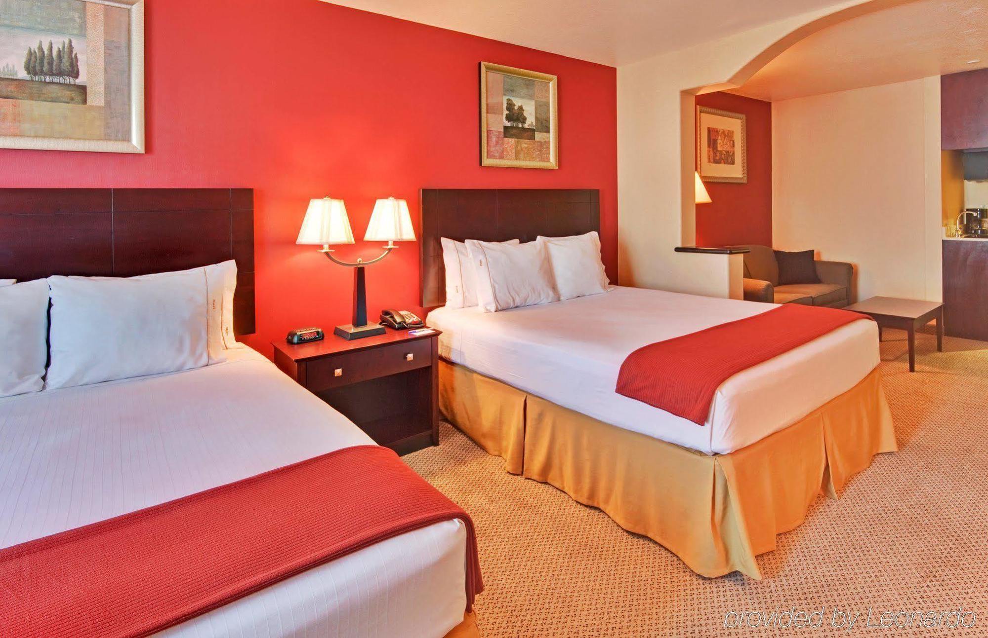 Hotel Express Hollywood Walk Of Fame By Ihg Los Ángeles